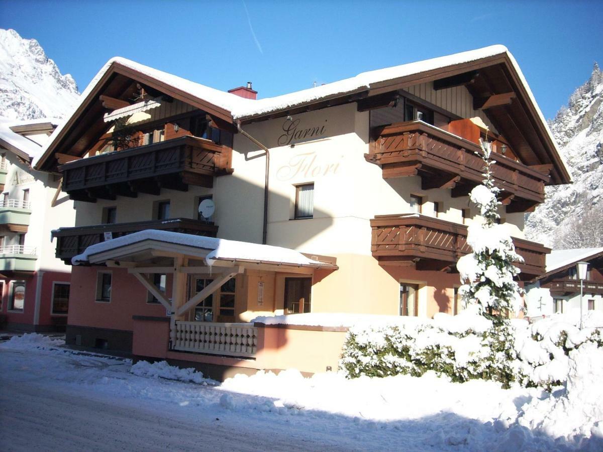 Garni Flori Vila Längenfeld Exterior foto